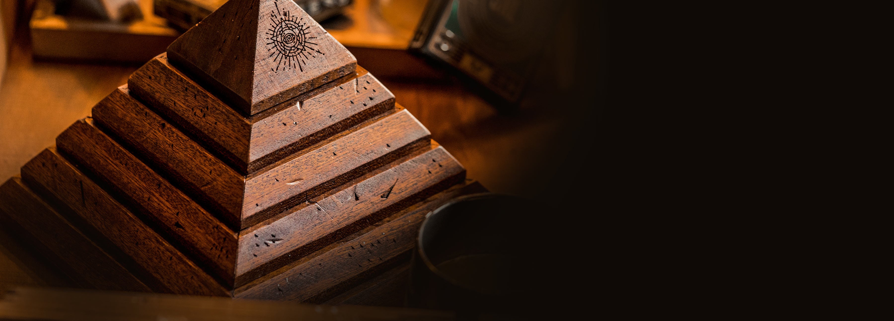 Pyramid Puzzle Box | theory11