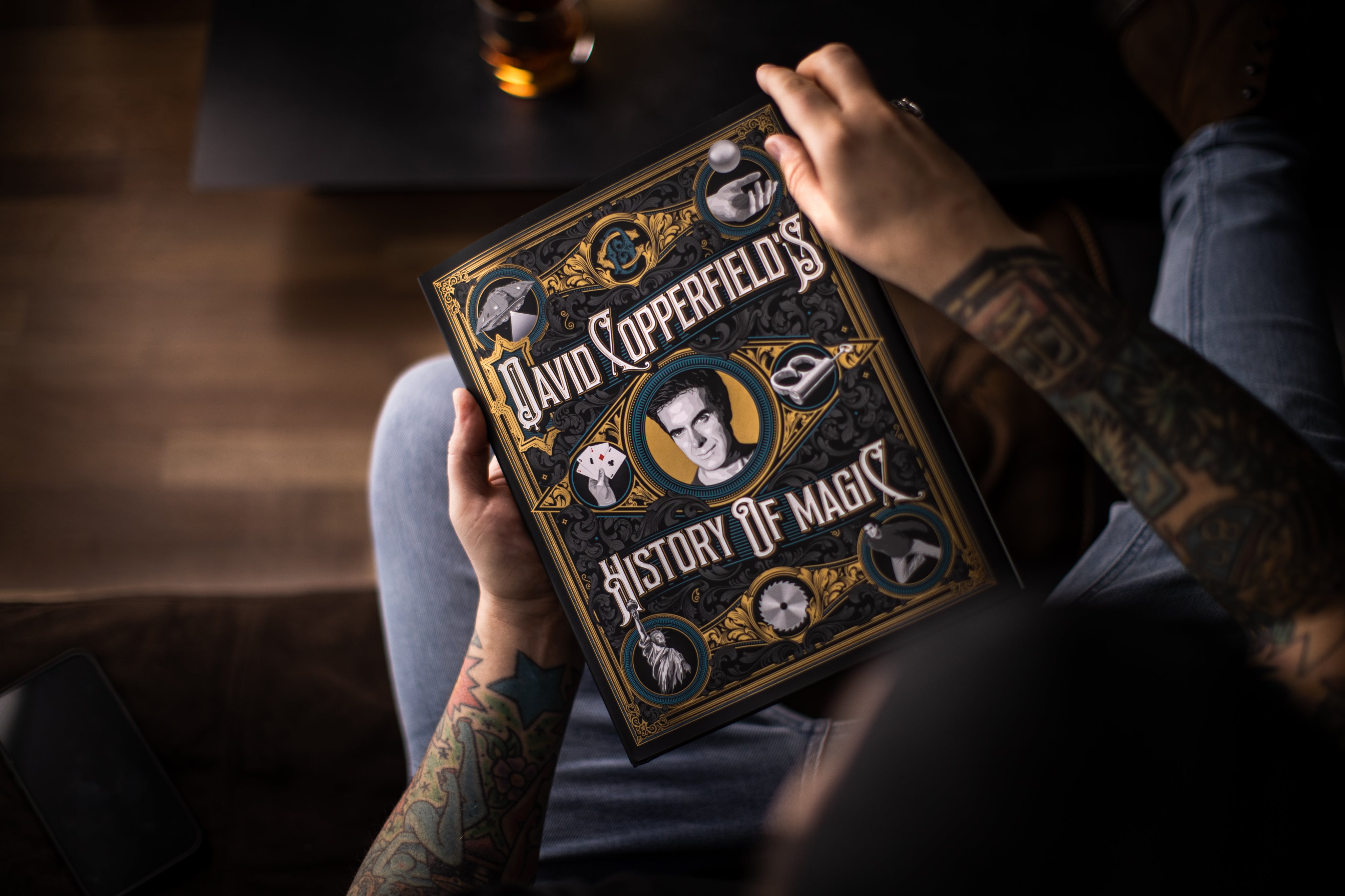 David Copperfield's History of Magic [Book]